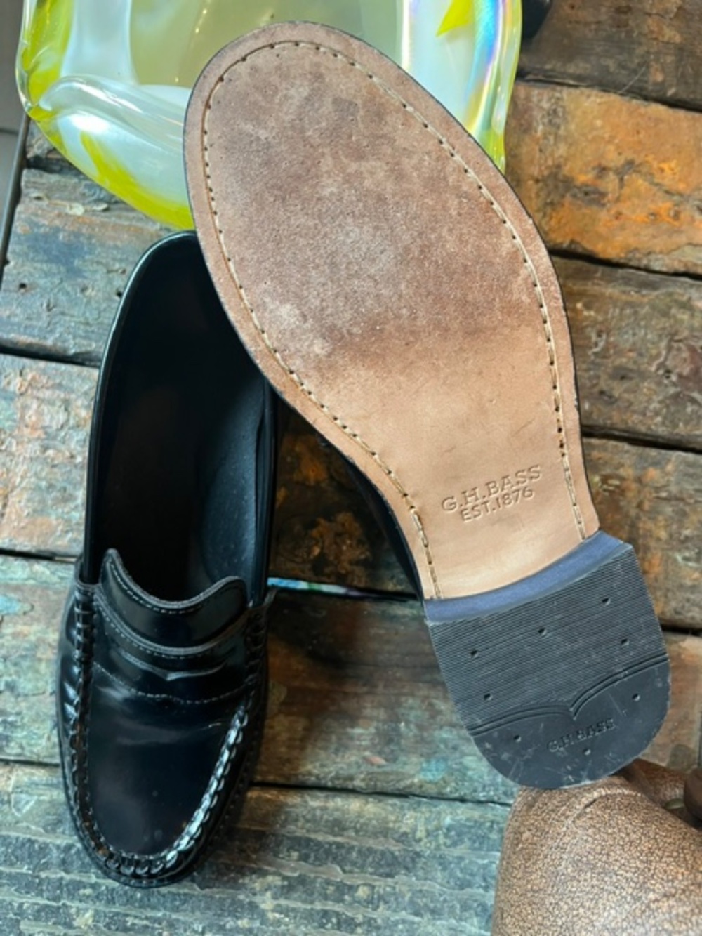 G.H. Bass Black Leather Penny Loafer, with a 1.5 block heel, 8M. - Picture 11 of 12